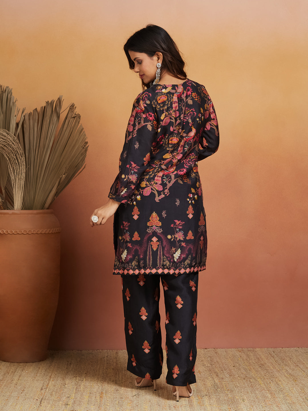Midnight Bloom Co-ord Set – Black Floral Elegance