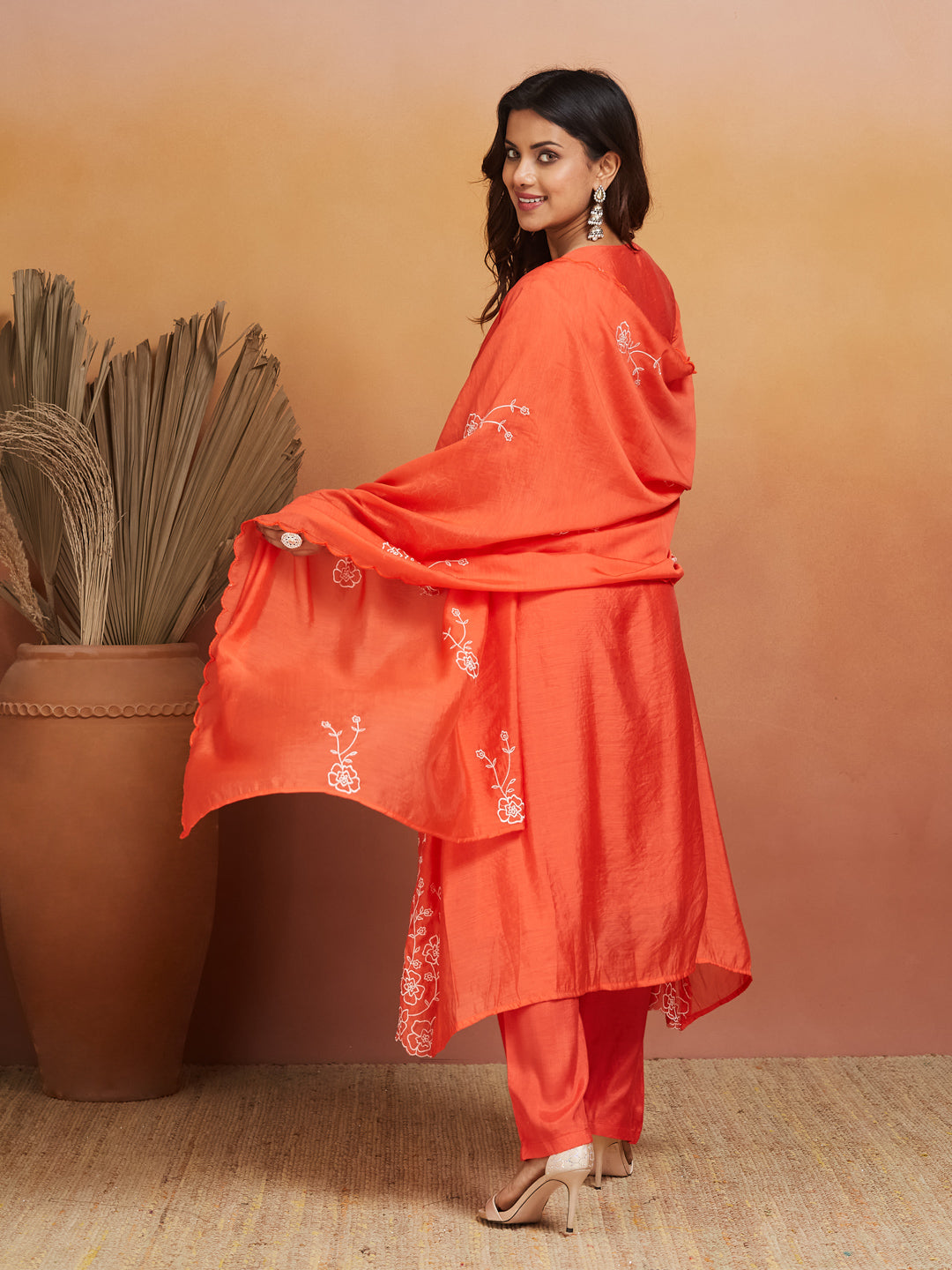 Coral Bloom Embroidered Kurta Set – Subtle Sophistication