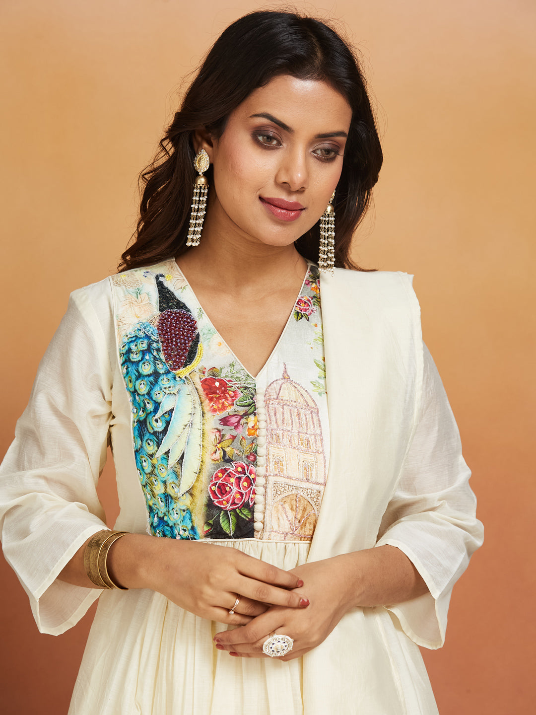 Sheherzadi Ivory Embroidered Kurta Set