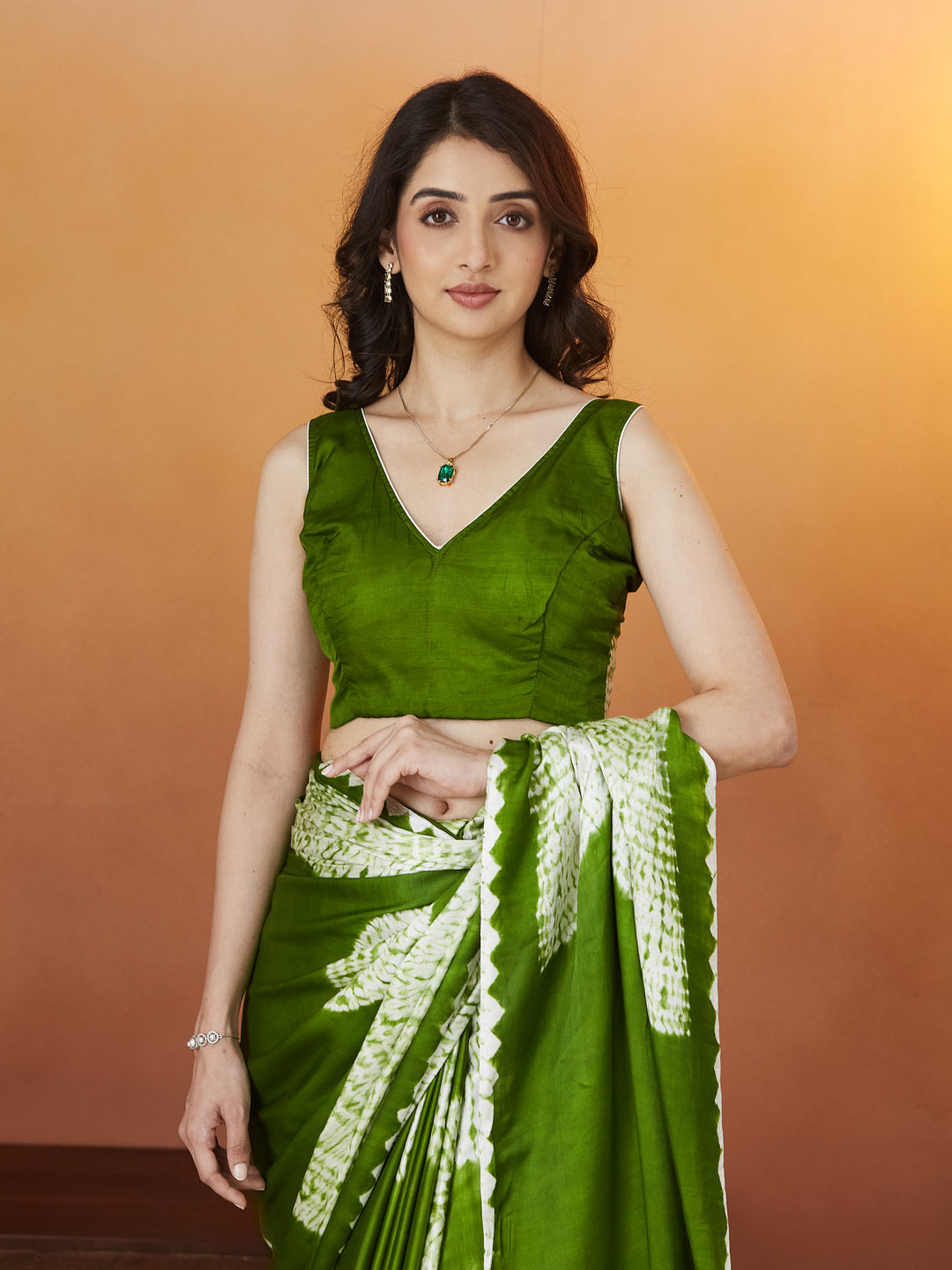 Veda Bandhej Charm Saree – Olive Green Delight
