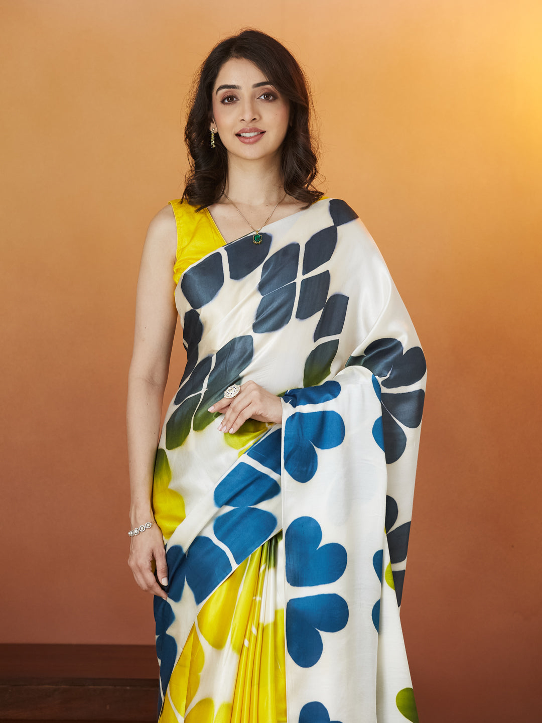 Veda Petal Pop Saree – Ivory & Sunshine Blend