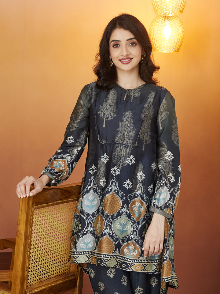 Veda Midnight Heritage Coord Set – Black & Gold Ethnic Print