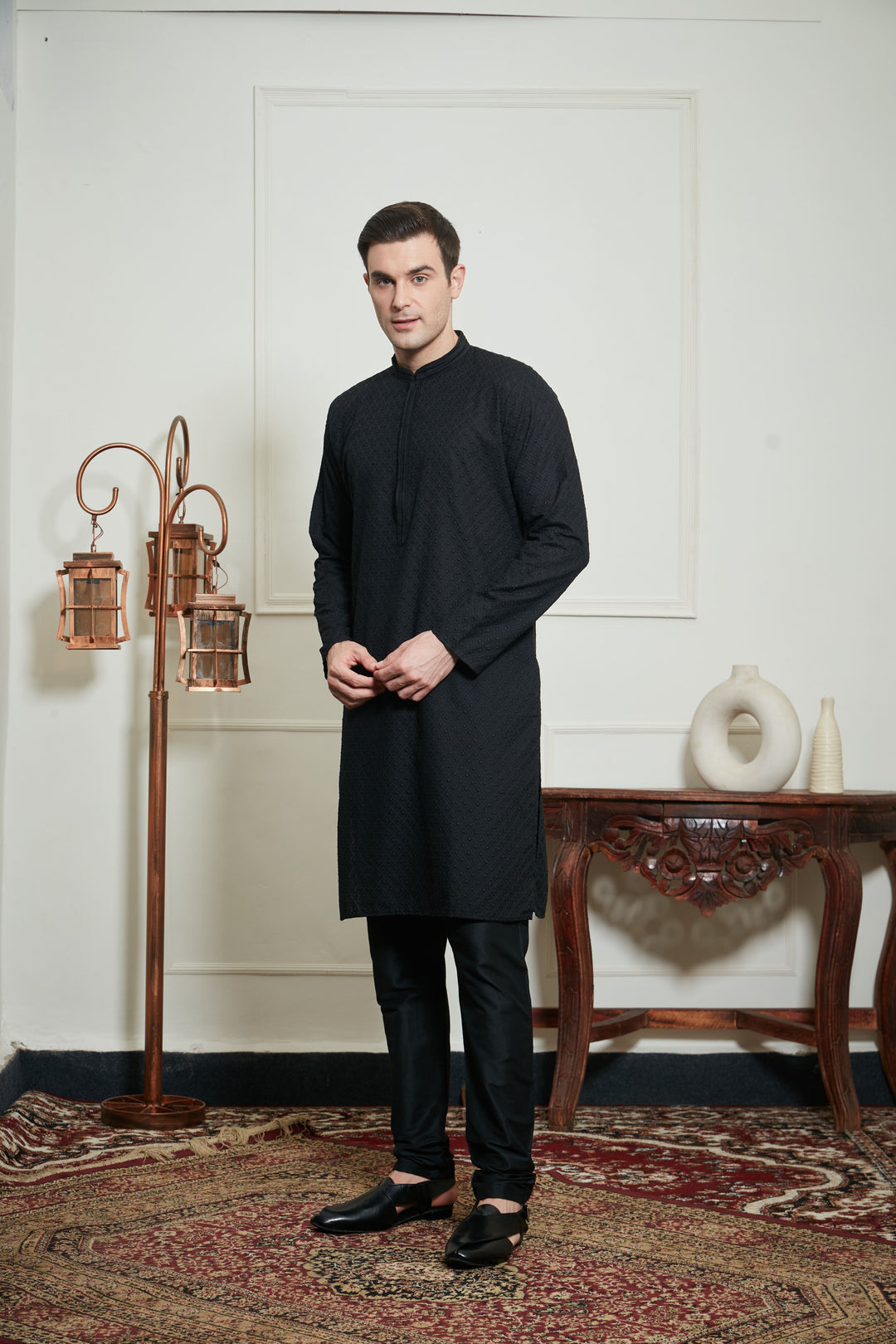 BLACK CHIKANKARI KURTA SET
