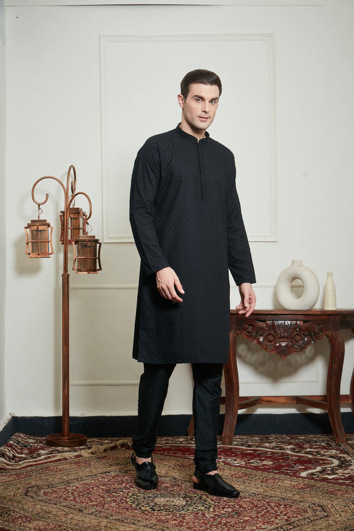 BLACK CHIKANKARI KURTA SET