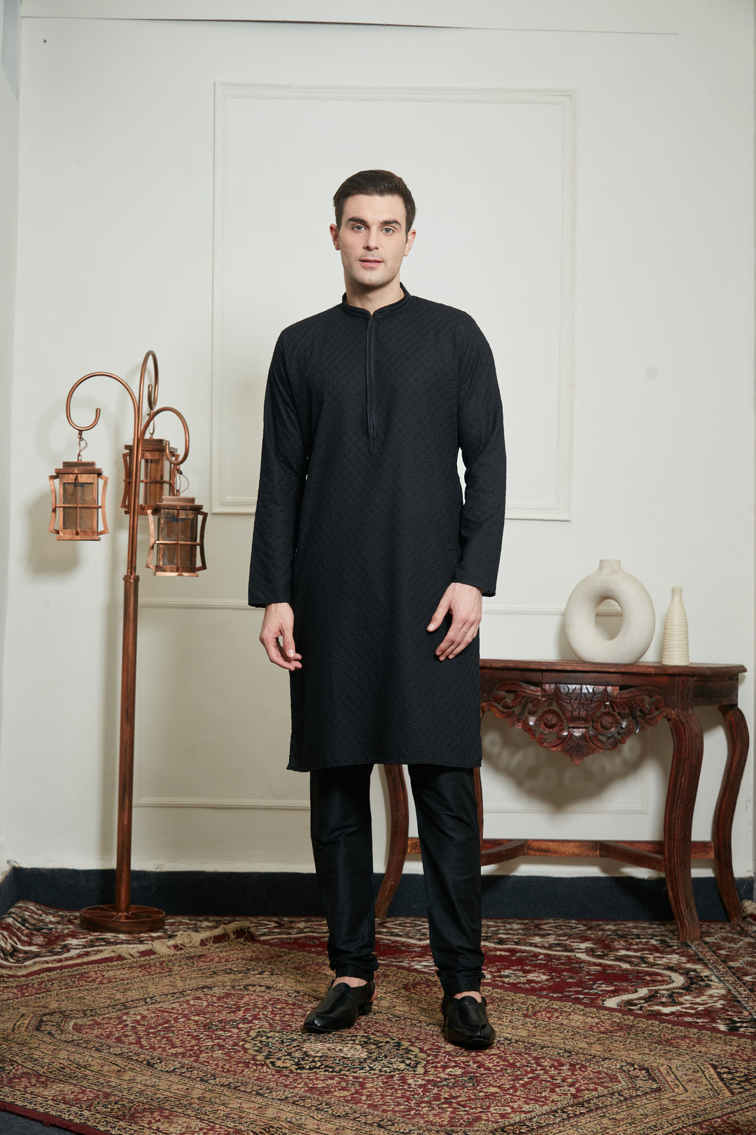 BLACK CHIKANKARI KURTA SET