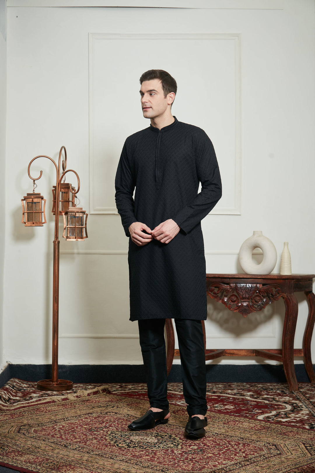 BLACK CHIKANKARI KURTA SET