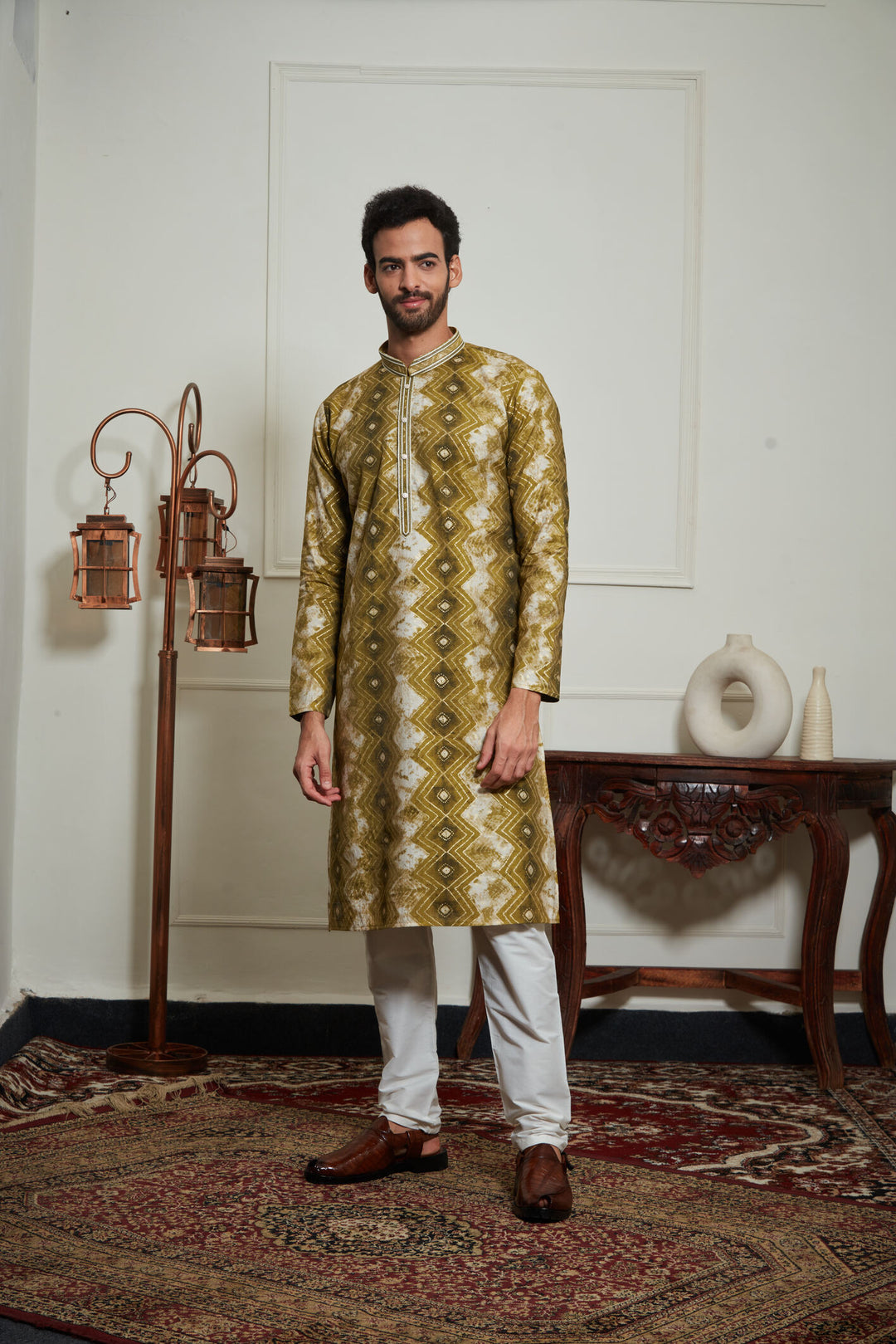 GREEN MULTICOLORED KURTA SET