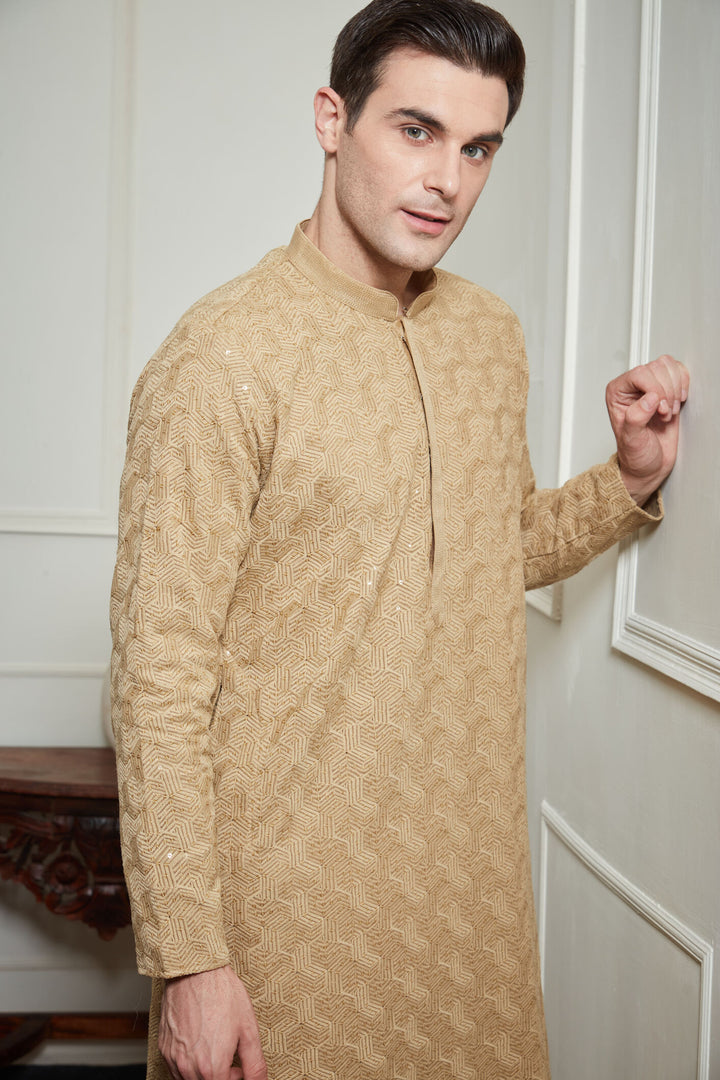 CREAM CHIKANKARI KURTA SET