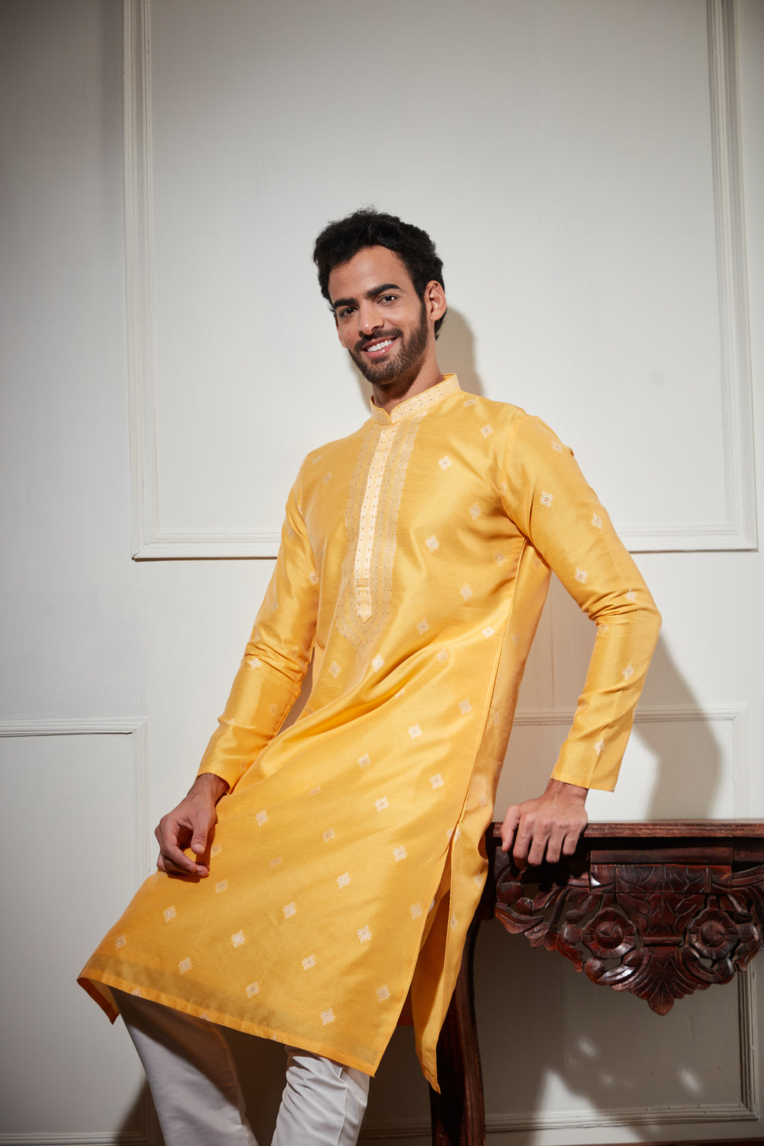 YELLOW KURTA SET WITH ZARI WORK