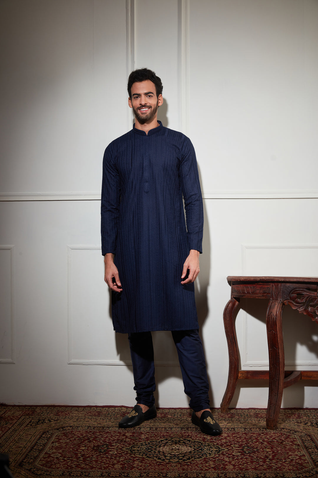 BLUE CHIKANKARI KURTA SET