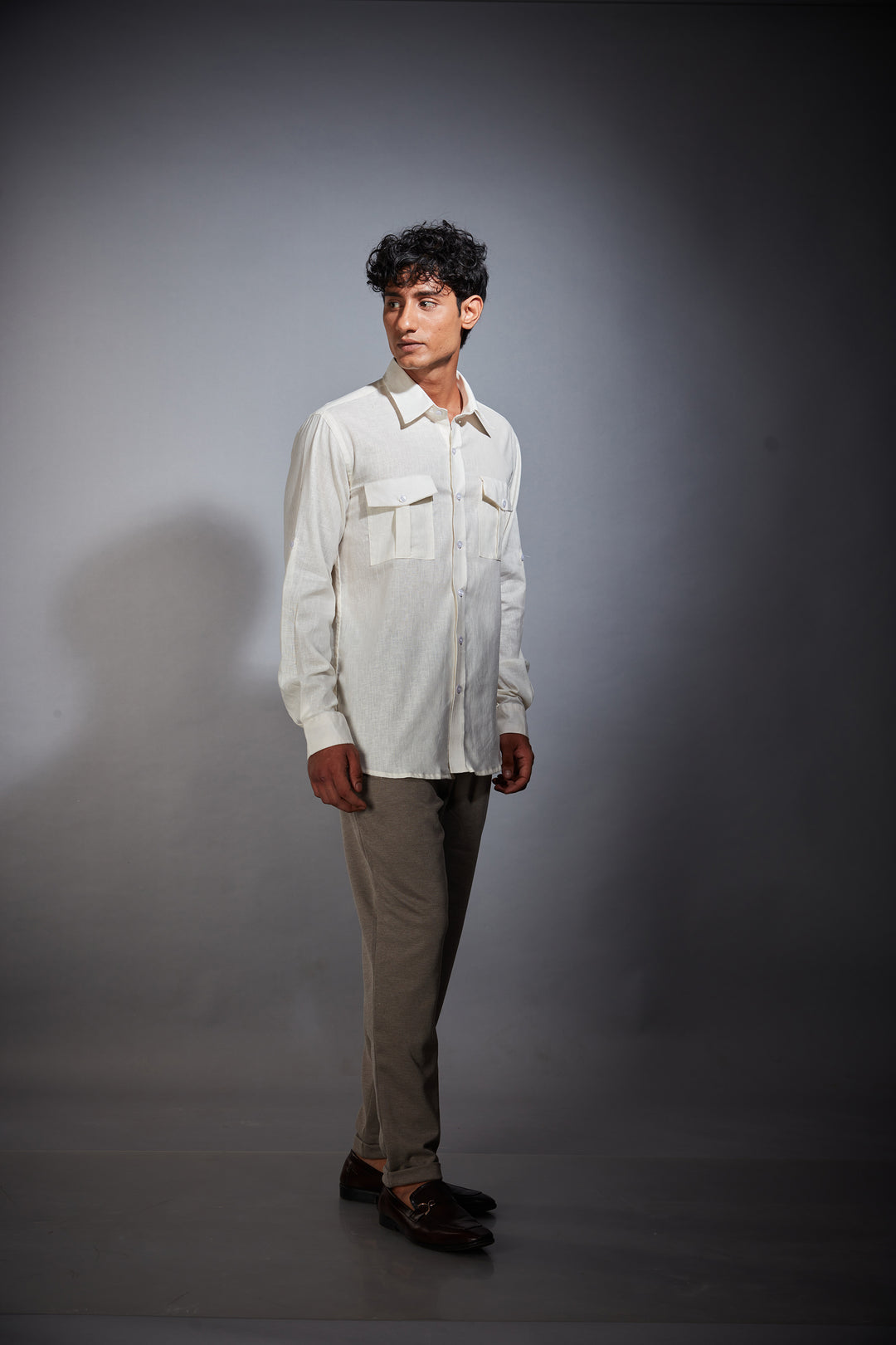 WHITE LINEN SHIRT