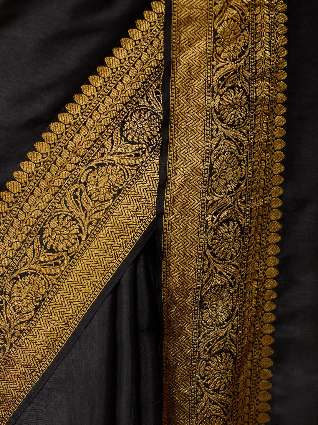 Classic Black Saree with golden border and readymade blouse