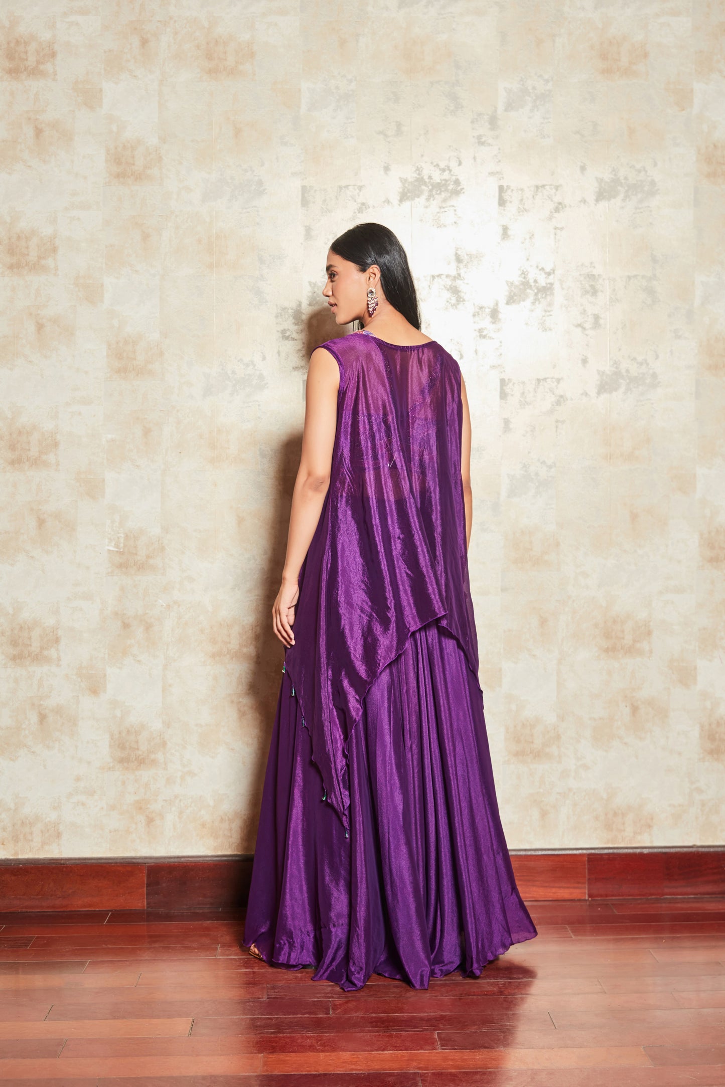 PLUM EMBELLISHED DIVIDER SET WITH SHRUG